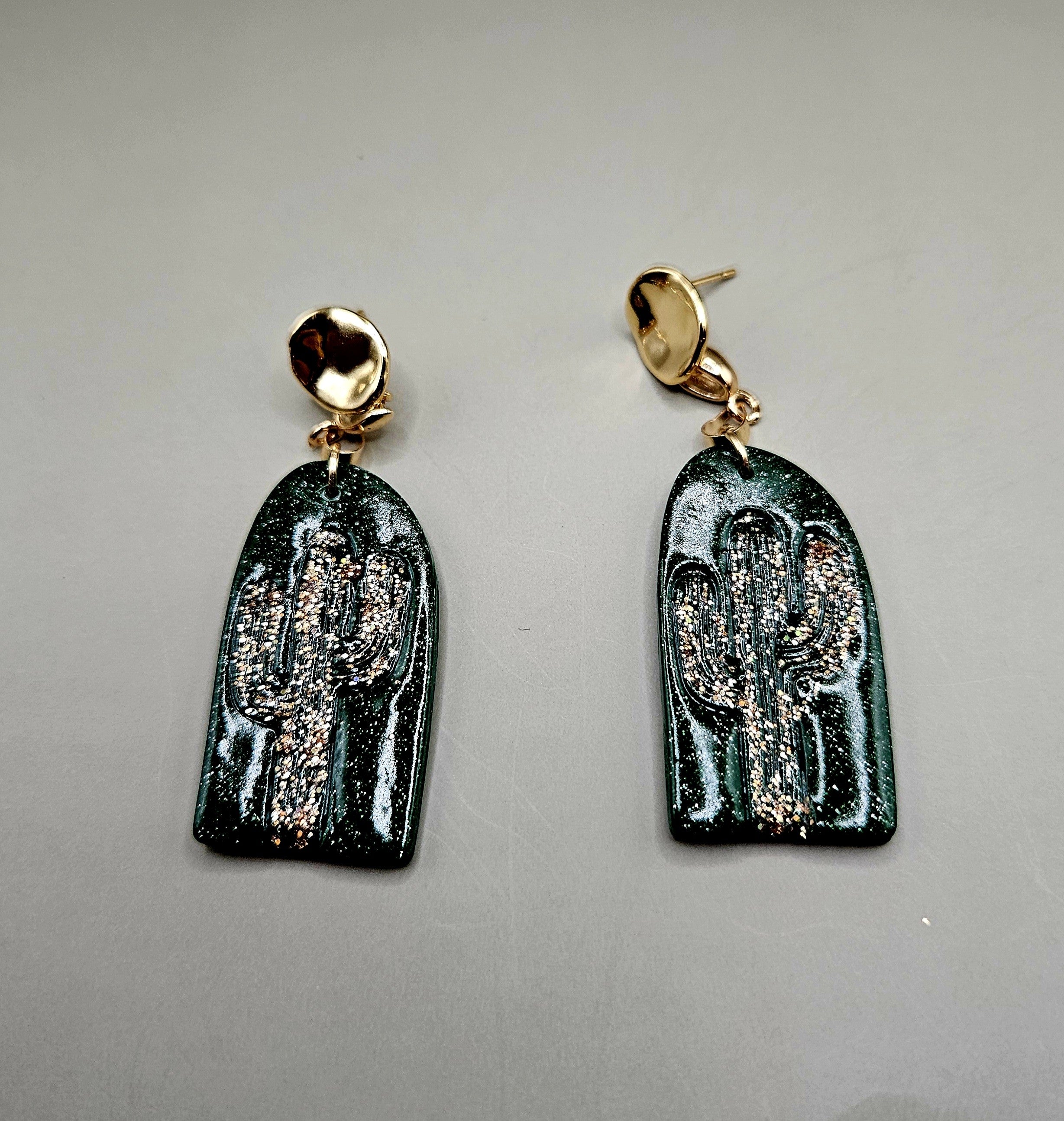 Green and Gold Catus