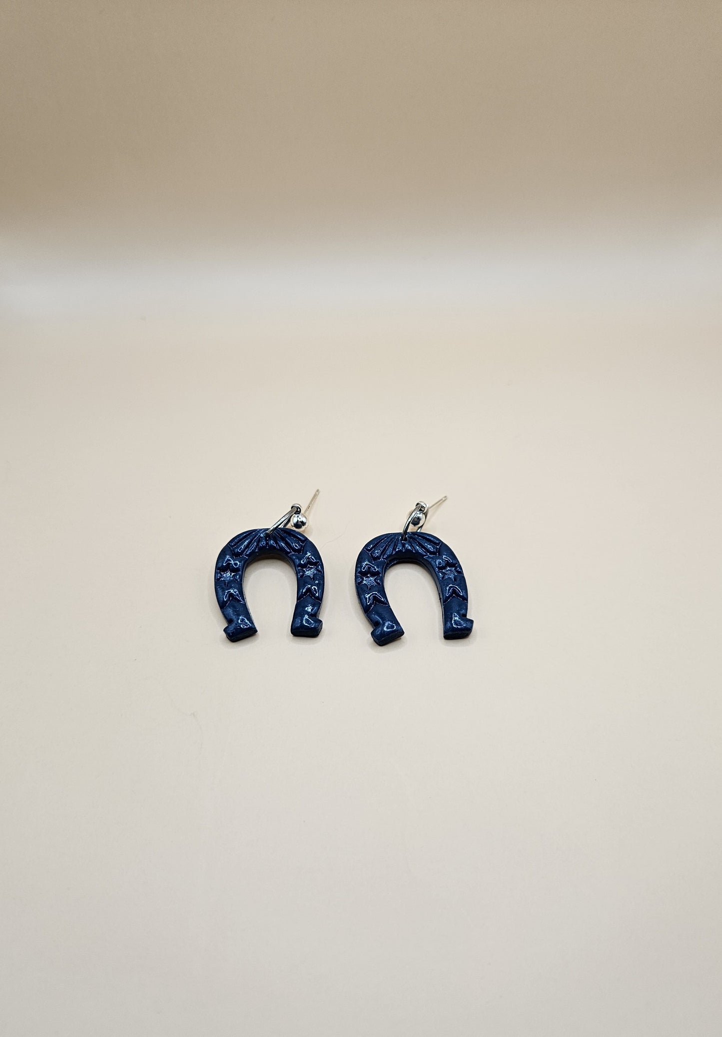 Horse Shoe - Earrings