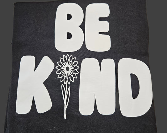 Be Kind- T- Shirt